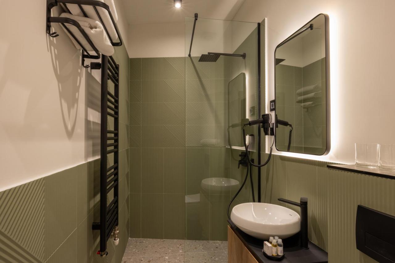 Hop Inn Rooms & Suites Belgrade Exterior photo