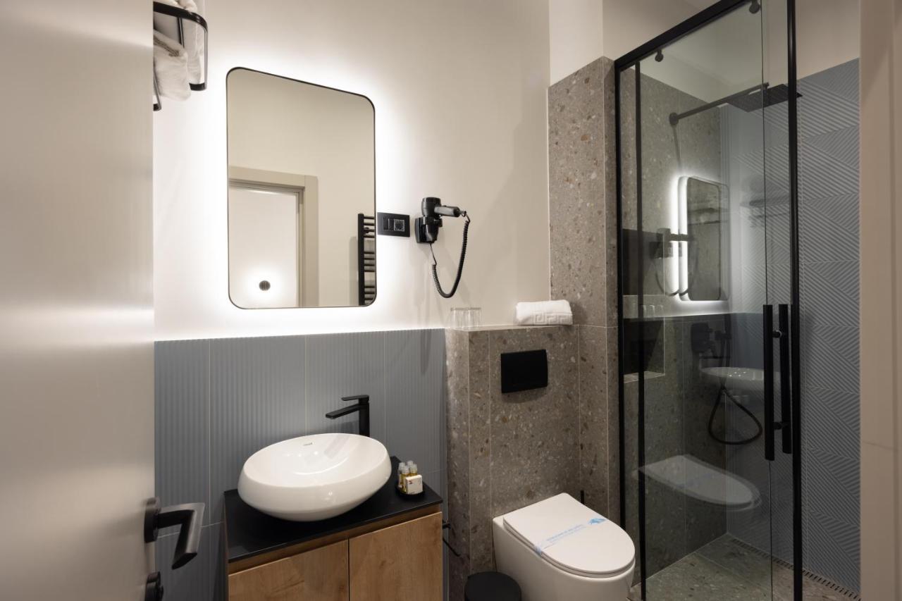 Hop Inn Rooms & Suites Belgrade Exterior photo
